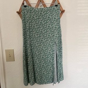 American Eagle Green Floral Skirt